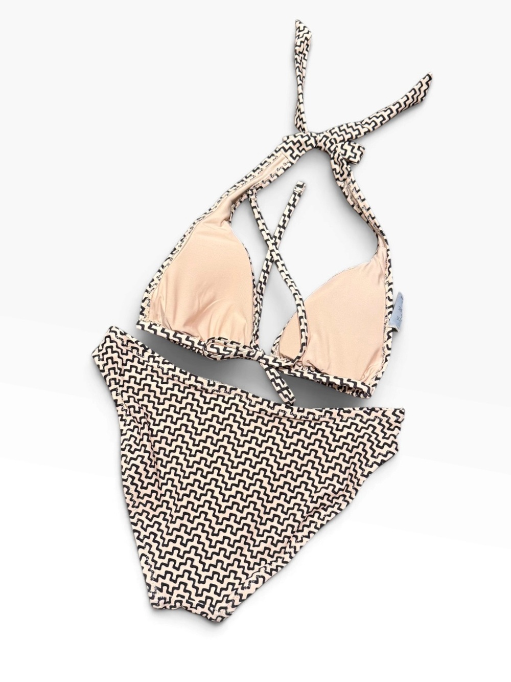 Shade & Shore Black and Cream Geometric Triangle Bikini Swimsuit - Picture 2 of 7